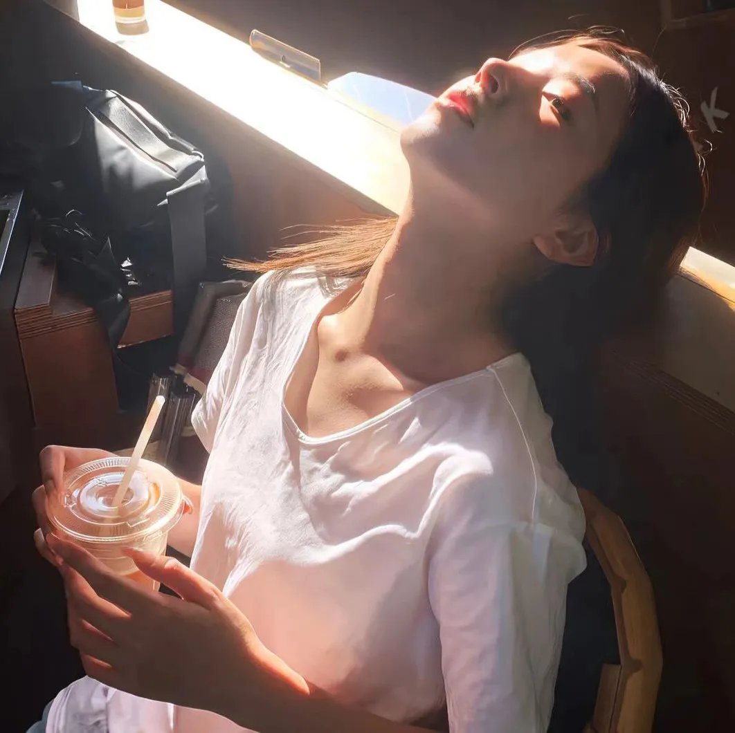 阴谋：亲爱的艾格尼丝